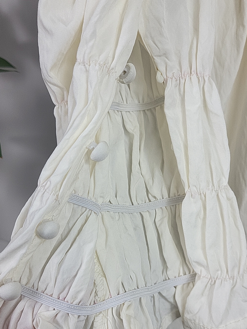 Yoomini Women's Cream Long-Sleeve Midi Dress with Smocked Cuffs. Size S - Picture 5 of 14
